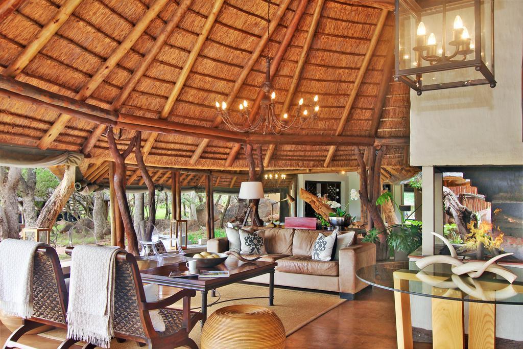 Itaga Luxury Private Game Lodge Бела Бела Екстериор снимка